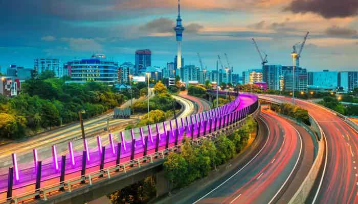 Контроль за состоянием конструктивных элементов автомобильных дорог в городе Окленд, Новая Зеландия, обеспечивают сенсорные датчики PiP IoT и программное решение Yotta Alloy